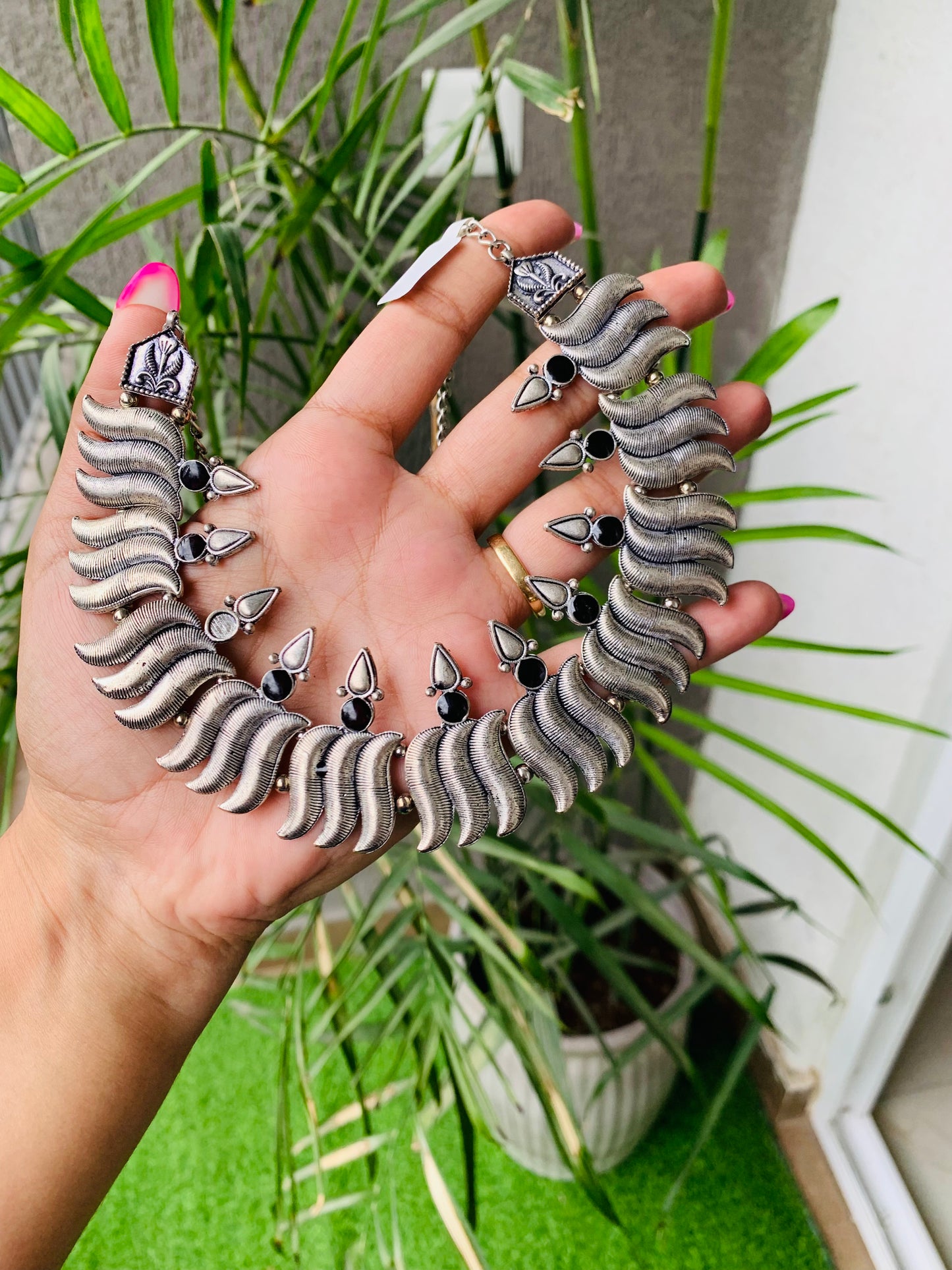 Choker design 3
