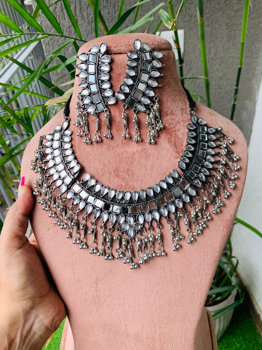 Clear Stones Choker with Studs
