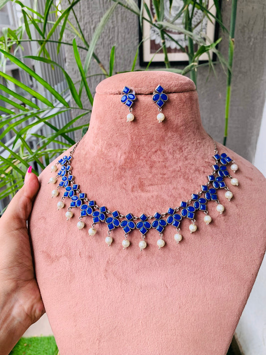 Royal Blue Pearl Choker