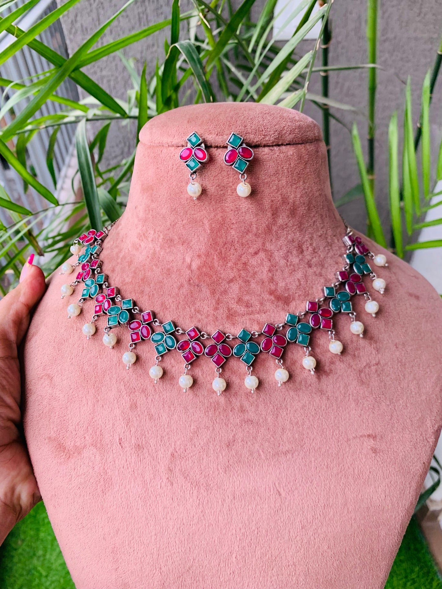 Ruby Green Choker