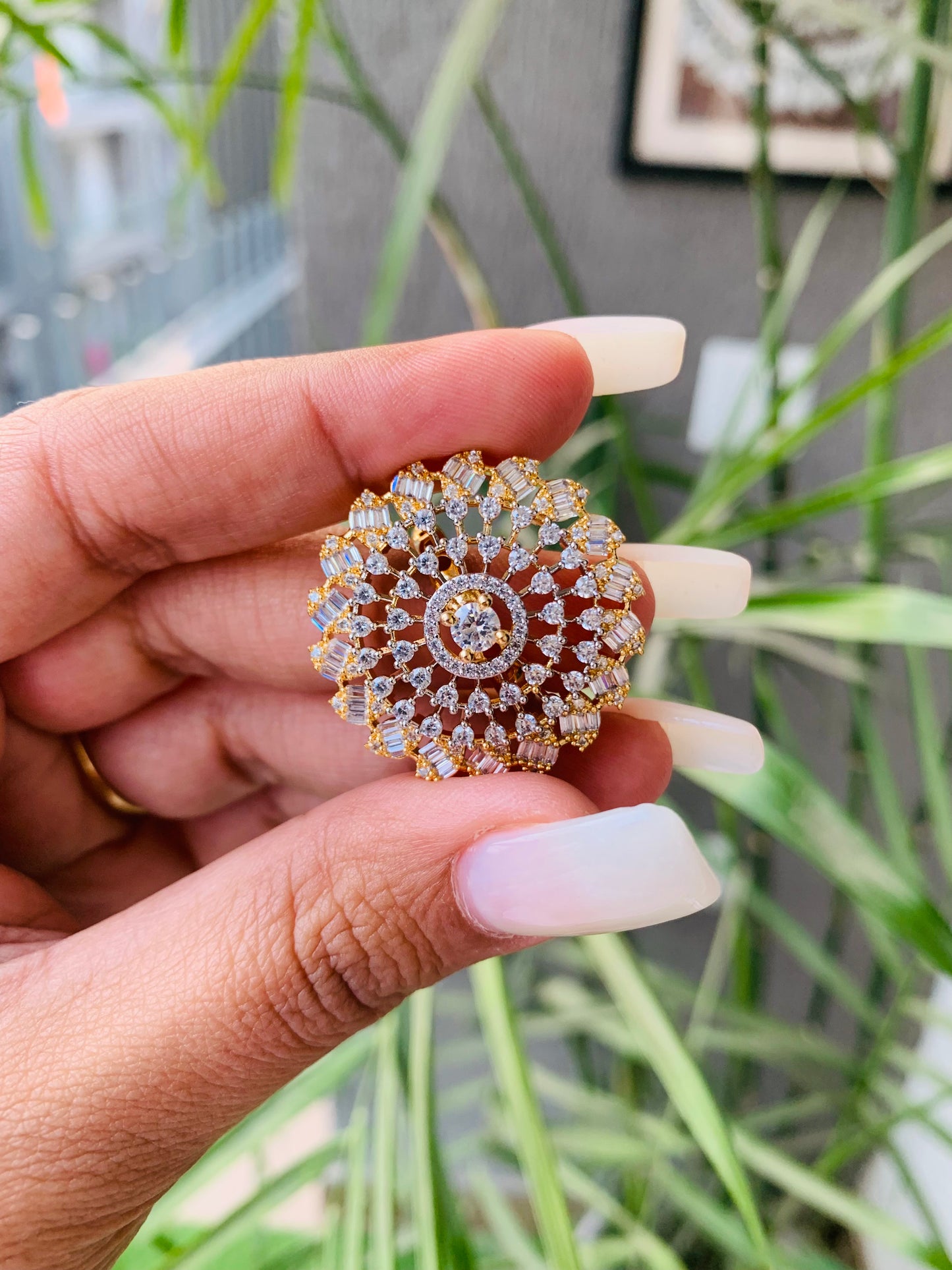 Dual tone Round Ring