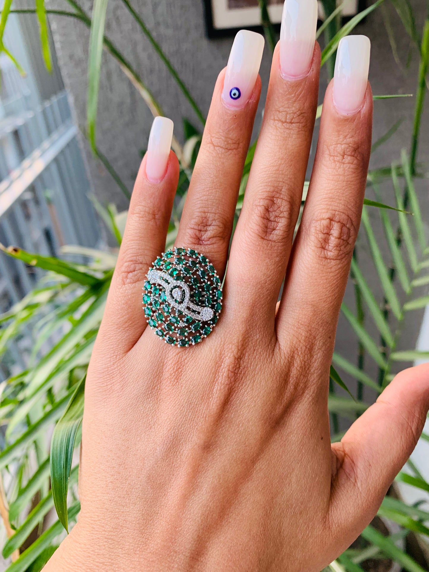 Silver Emerald Green Oval Ring