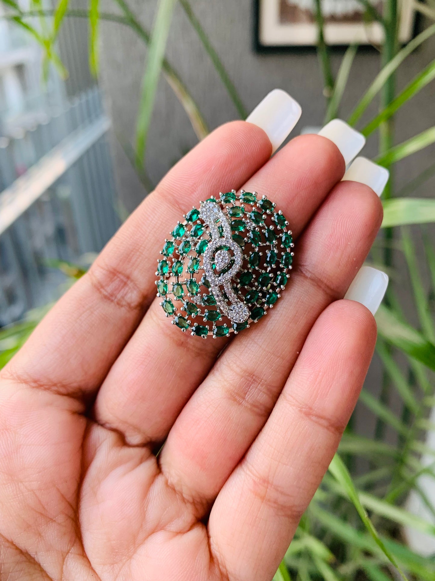 Silver Emerald Green Oval Ring