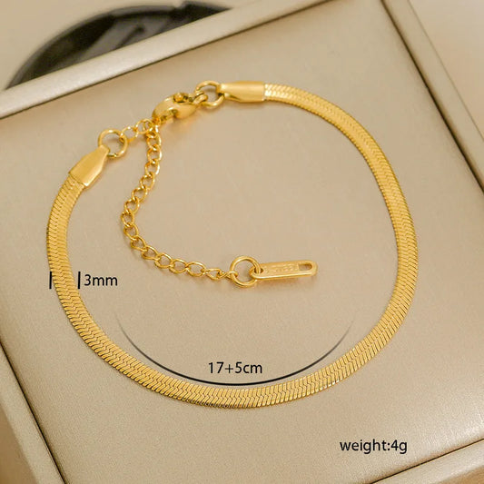 Anti Tarnish Morden Style Bracelet