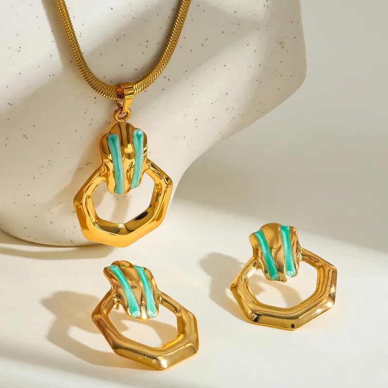 Coral Muse Pendant Set