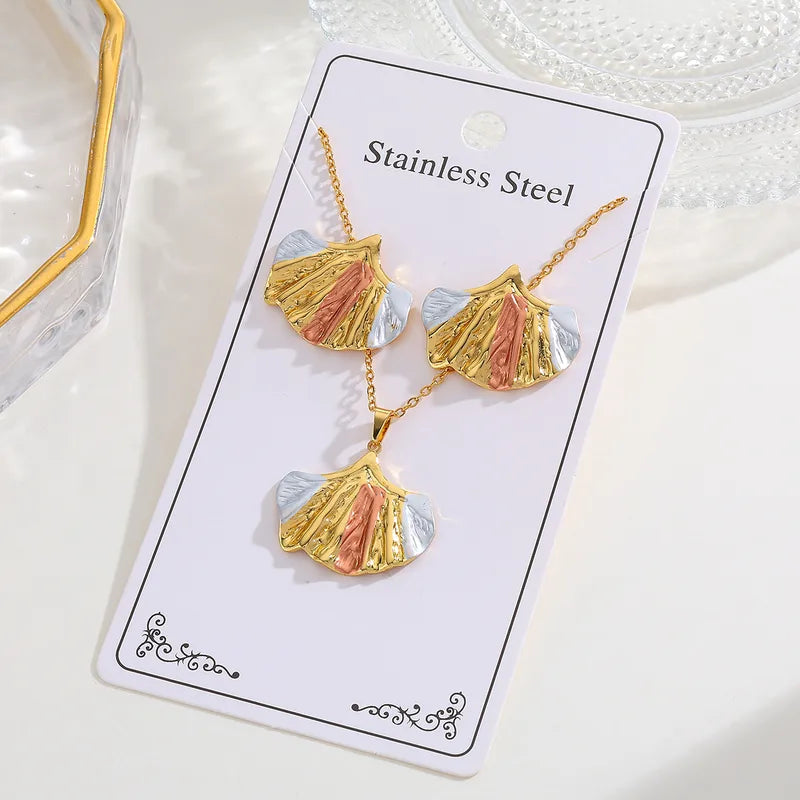 Tricolor Shell Pendant Necklace & Earrings Set