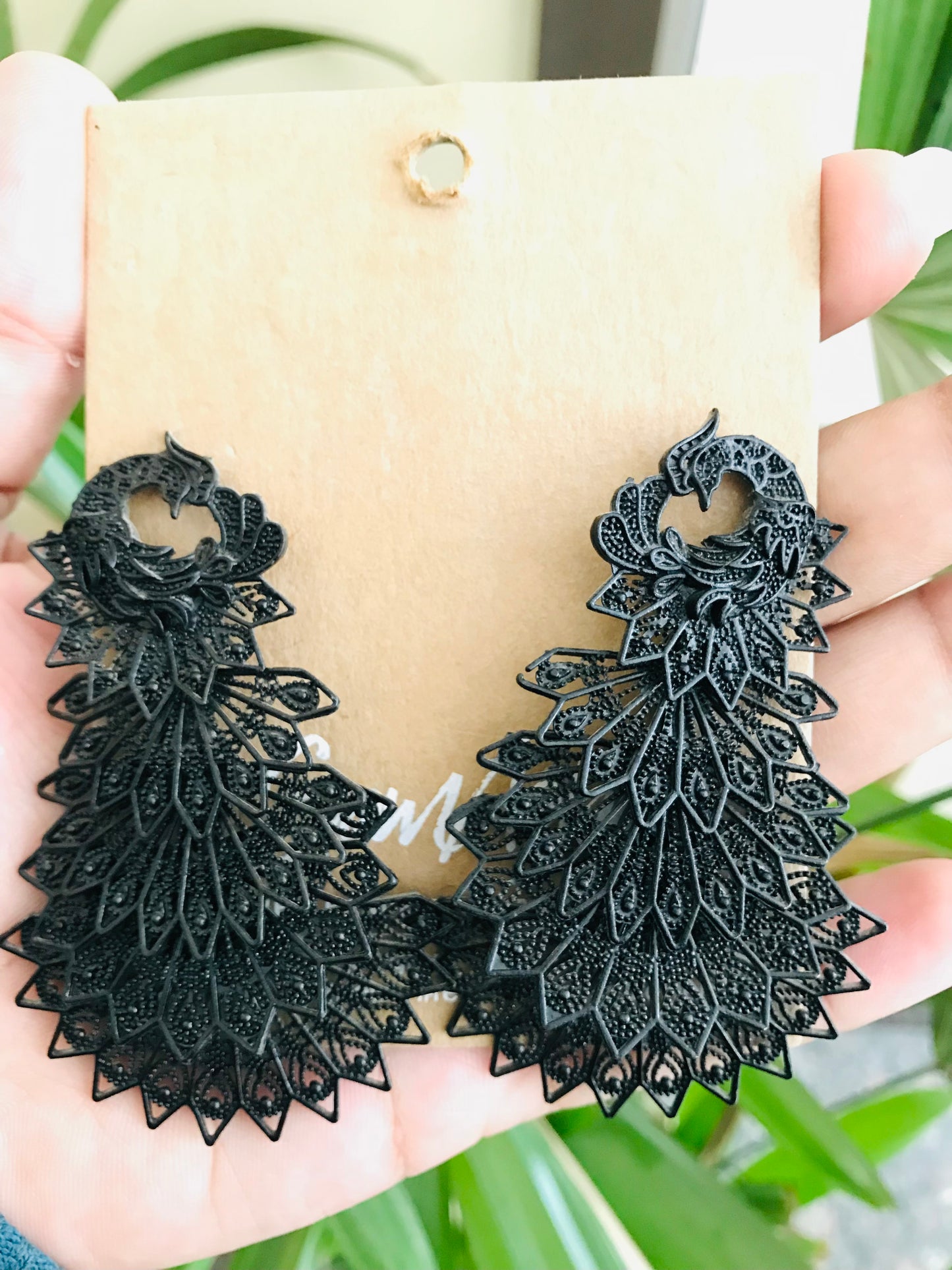 Multilayer Peacock Black Earrings