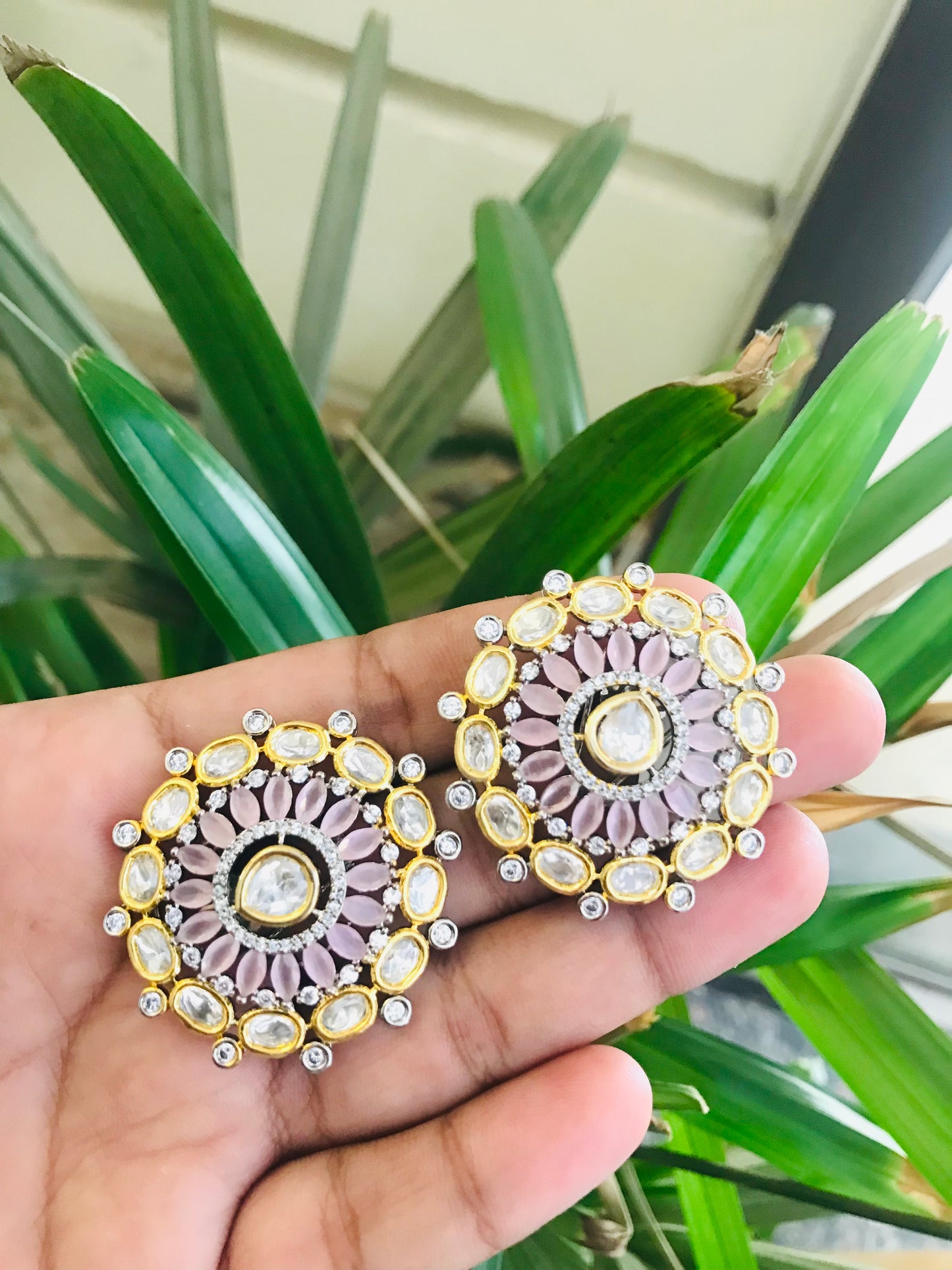 Big Round Silver Foiled Kundan Studs